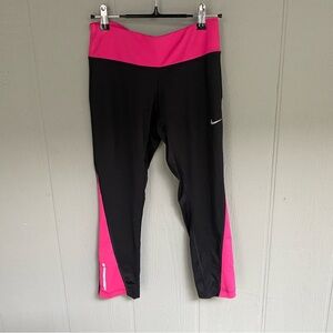 Nike DriFit Capri Women’s Leggings in Black and Pink - Small